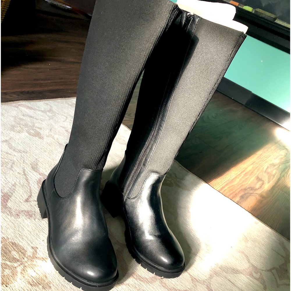 Torrid stretch ribbed knee boots Chelsea style black wide calf  size 9